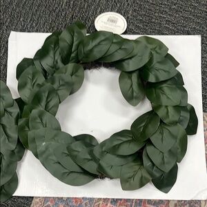 Artificial Magnolia Green Leaf Wreath
